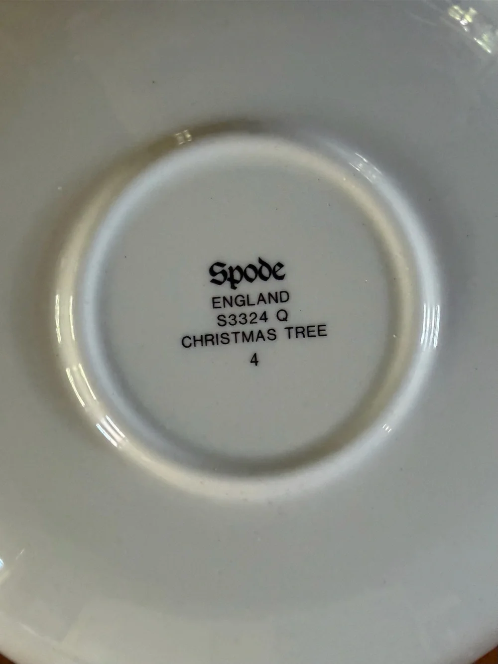 Spode England | Holiday Holly Ceramic Saucer - Green - Set of 12